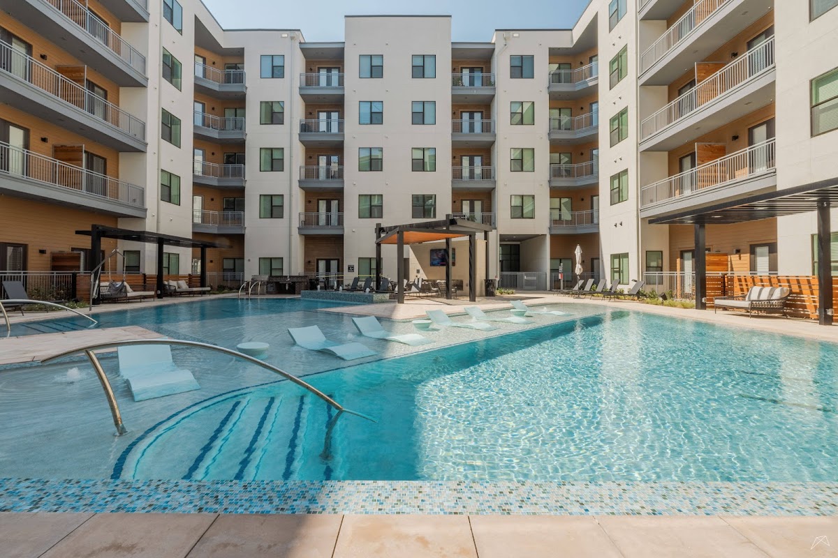 Presidium Valley View apartments in Addison, TX