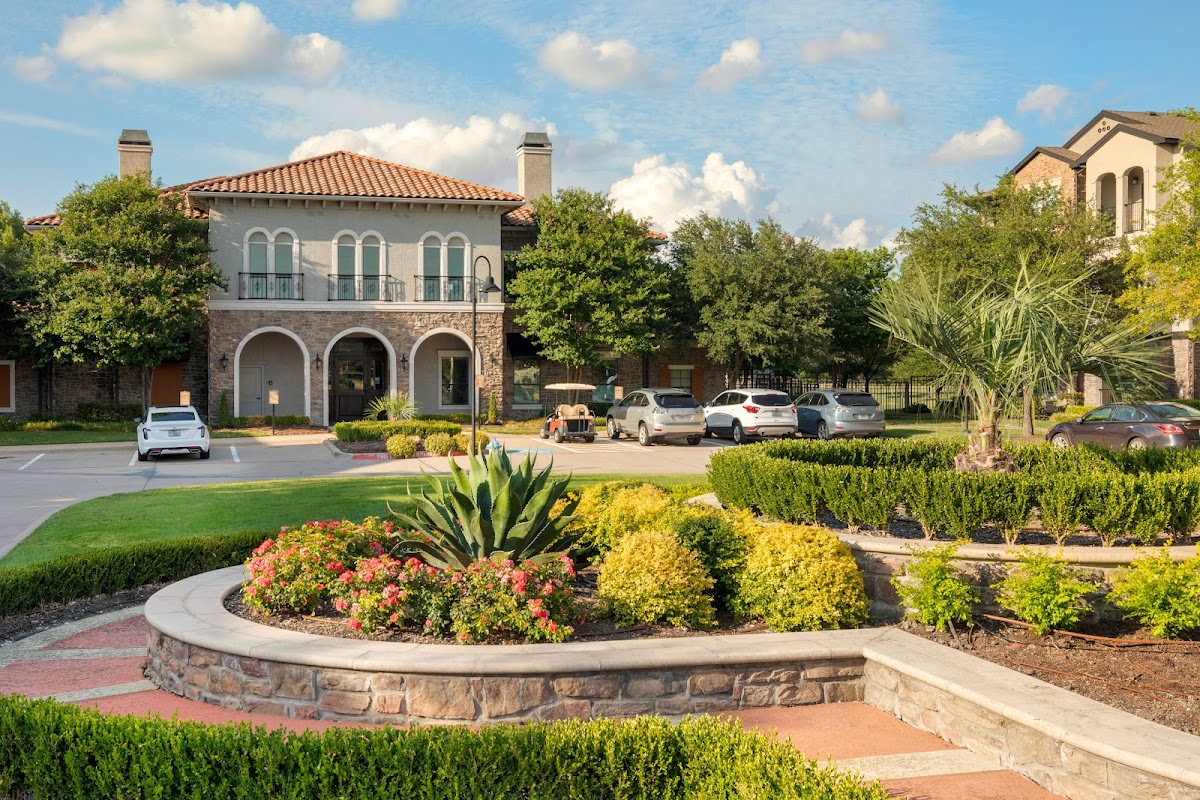 The Cortona Apartments apartments in Addison, TX