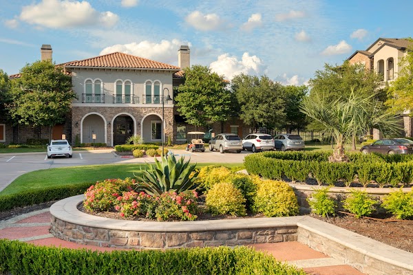 The Cortona Apartments apartments in Addison, TX