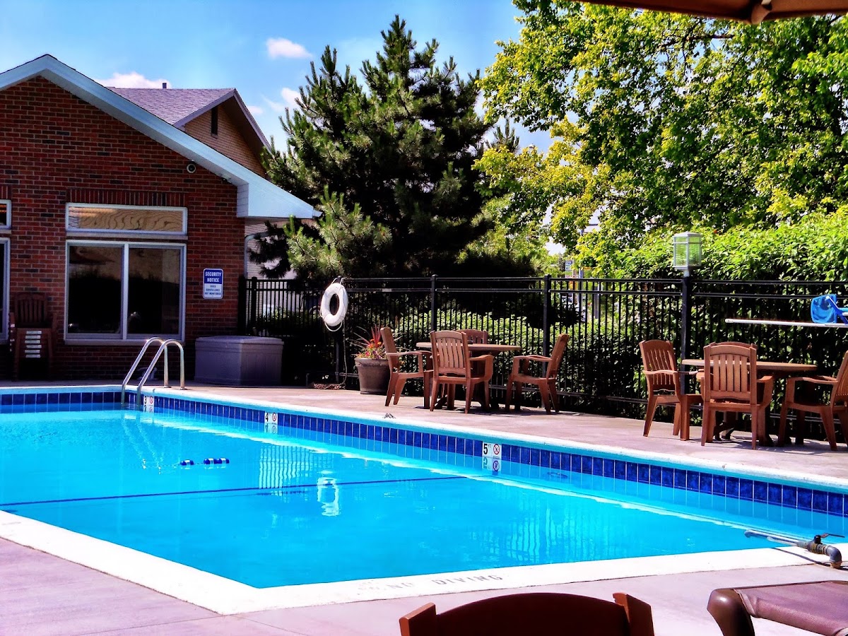 The Birches apartments in Joliet IL