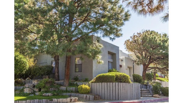 Quincy apartments in Albuquerque, NM