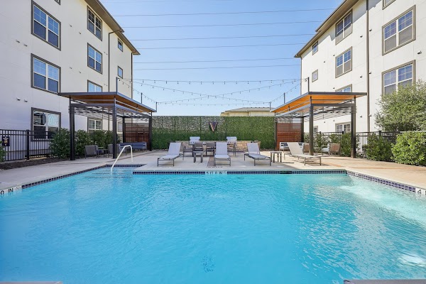 Vine + Vail Townhomes and Apartments apartments in Addison, TX