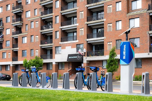 Broadway 250 apartments in Revere, MA