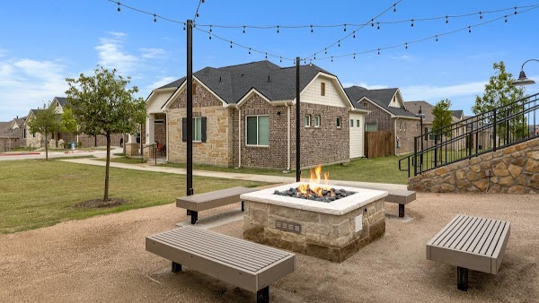 Avilla Grove apartments in Addison, TX