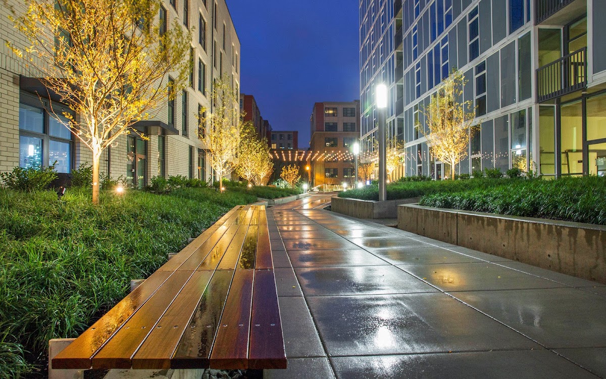 Block 17 apartments in Portland OR