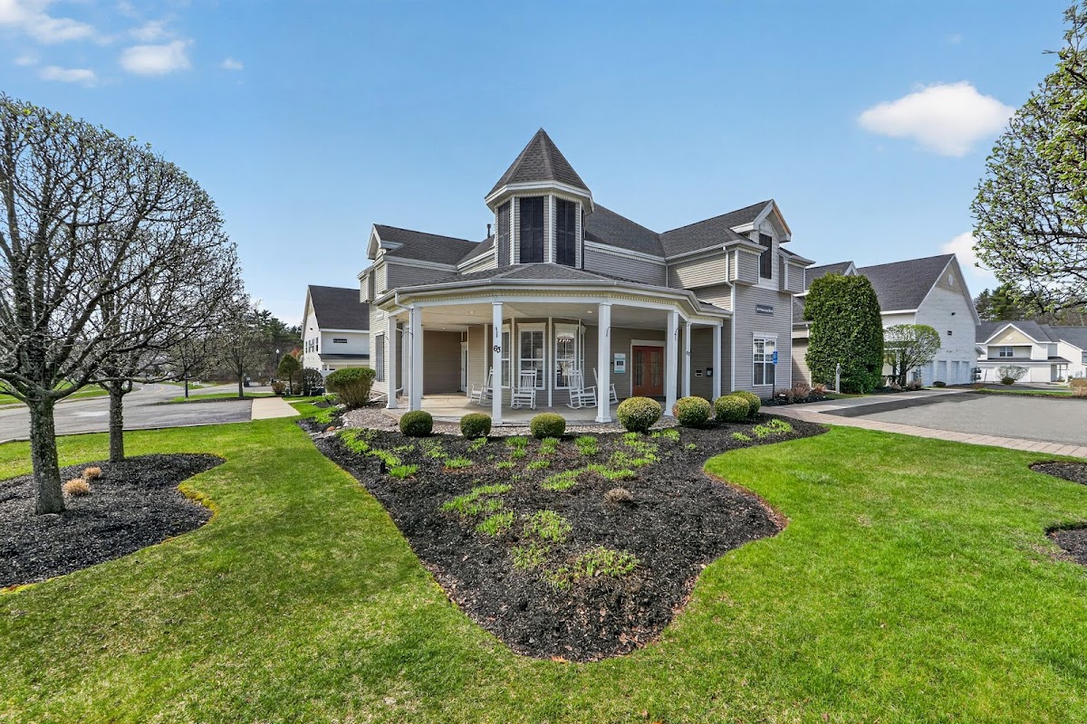 Mansions at Delmar, an Eagle Rock Community apartments in Albany, NY