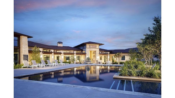 The Ellis apartments in Addison TX