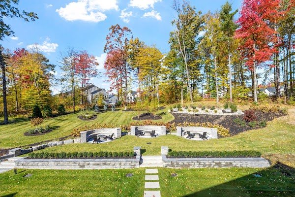 Elements at Saratoga Lake apartments in Albany, NY