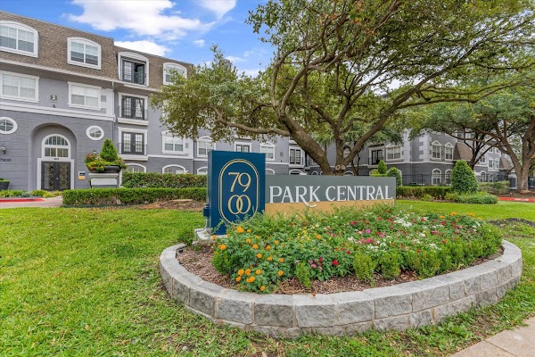 7900 at Park Central apartments in Addison TX