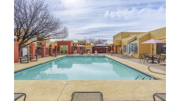 Entrada Pointe apartments in Rio Rancho NM