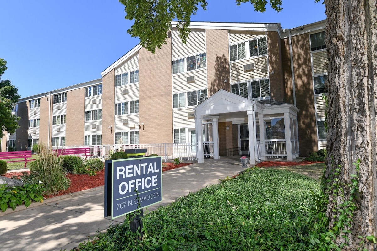 Schlarman House apartments in Peoria IL