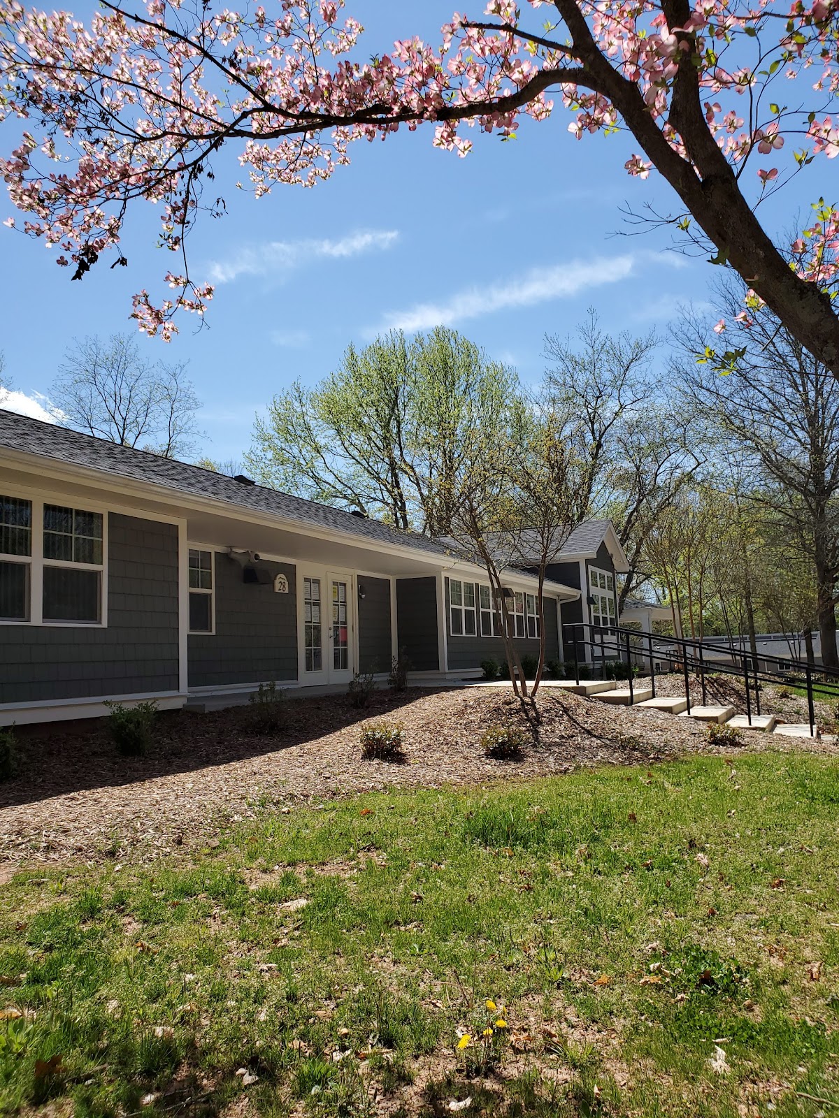 Ledgewood Village apartments in Asheville, NC