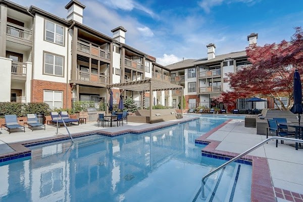 The Heights at Dunwoody apartments in Atlanta, GA