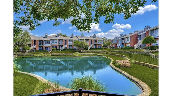 The Lochley apartments in Addison TX