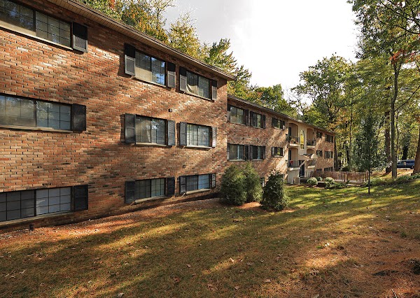 Heritage Village apartments in Albany, NY