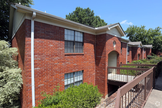 Oakwood Gardens Apartments apartments in Fort Smith, AR