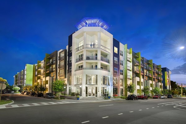 Edge at 1702 apartments in Tampa FL