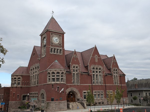 Townehouse of Amherst apartments in Agawam, MA