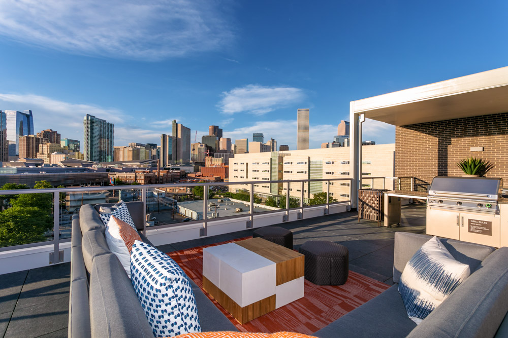 TriVista on Speer apartments in Denver CO