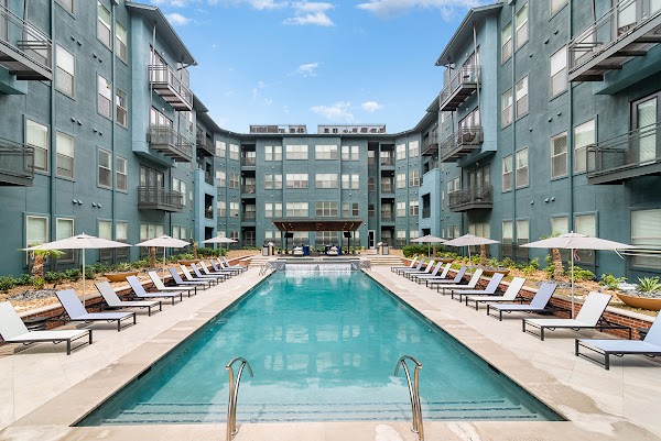 Cortland Galleria apartments in Addison TX