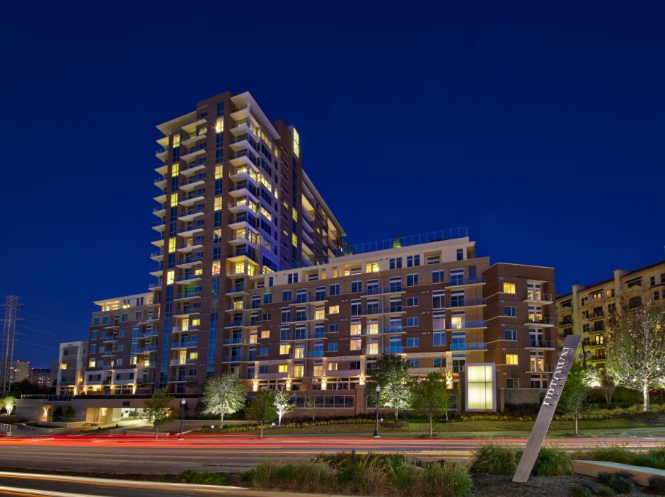 Brady Residences apartments in Dallas TX