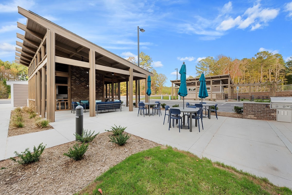 Cortland Cary apartments in Cary NC