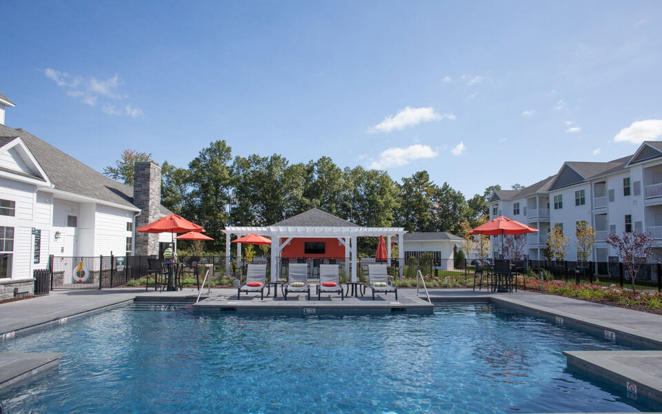 The Pointe at Dorset Crossing apartments in Agawam, MA