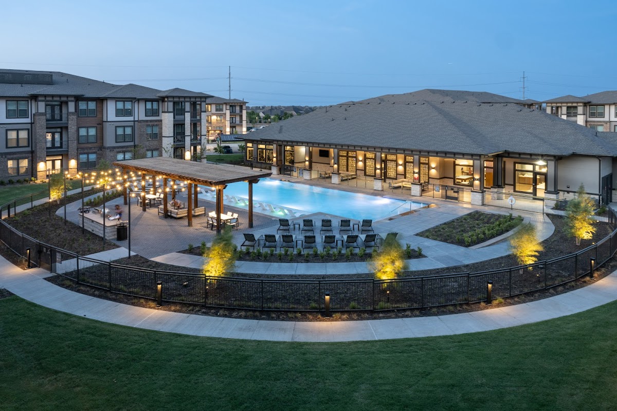 Union House apartments in Addison, TX