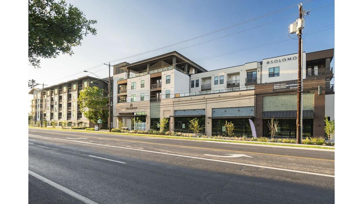 Solomon apartments in Austin TX