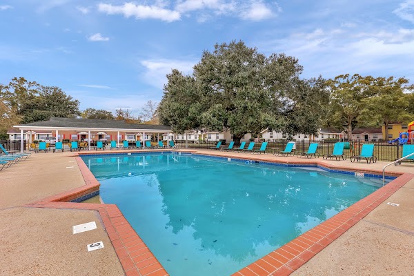 The Flats at Midtown apartments in Mobile AL