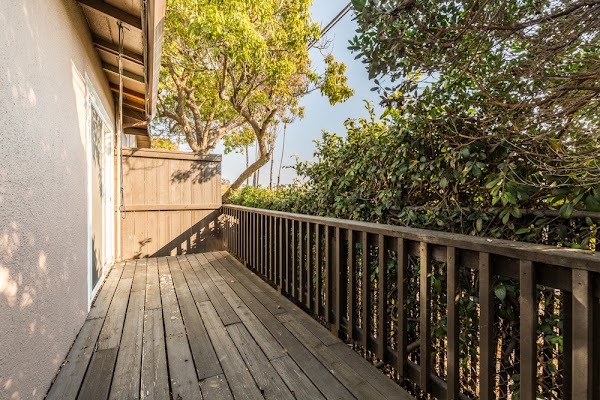 The Sands apartments in Santa Cruz, CA