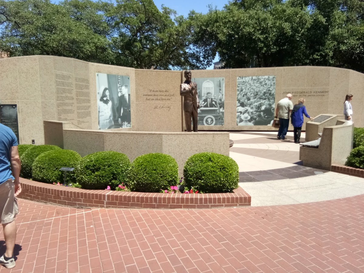 The Citadel at Preston apartments in Dallas TX
