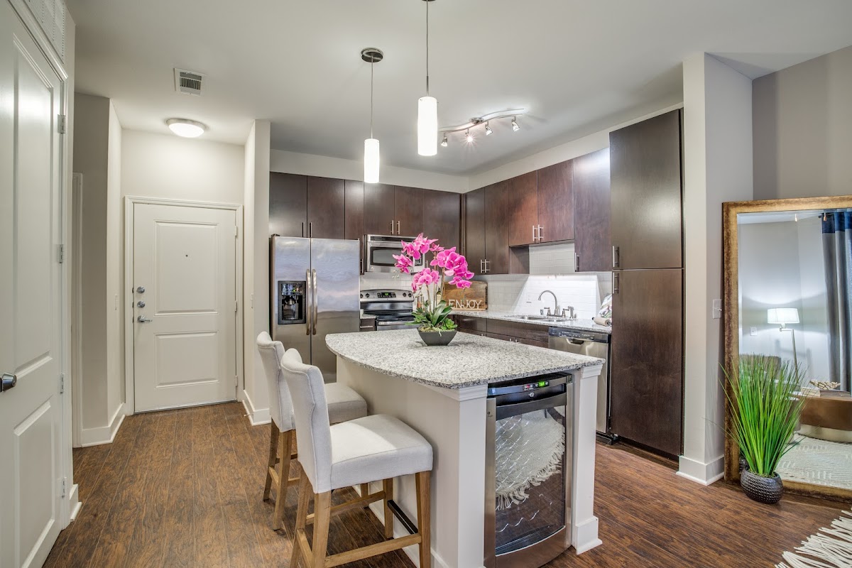 Park Central at Flower Mound apartments in Addison, TX
