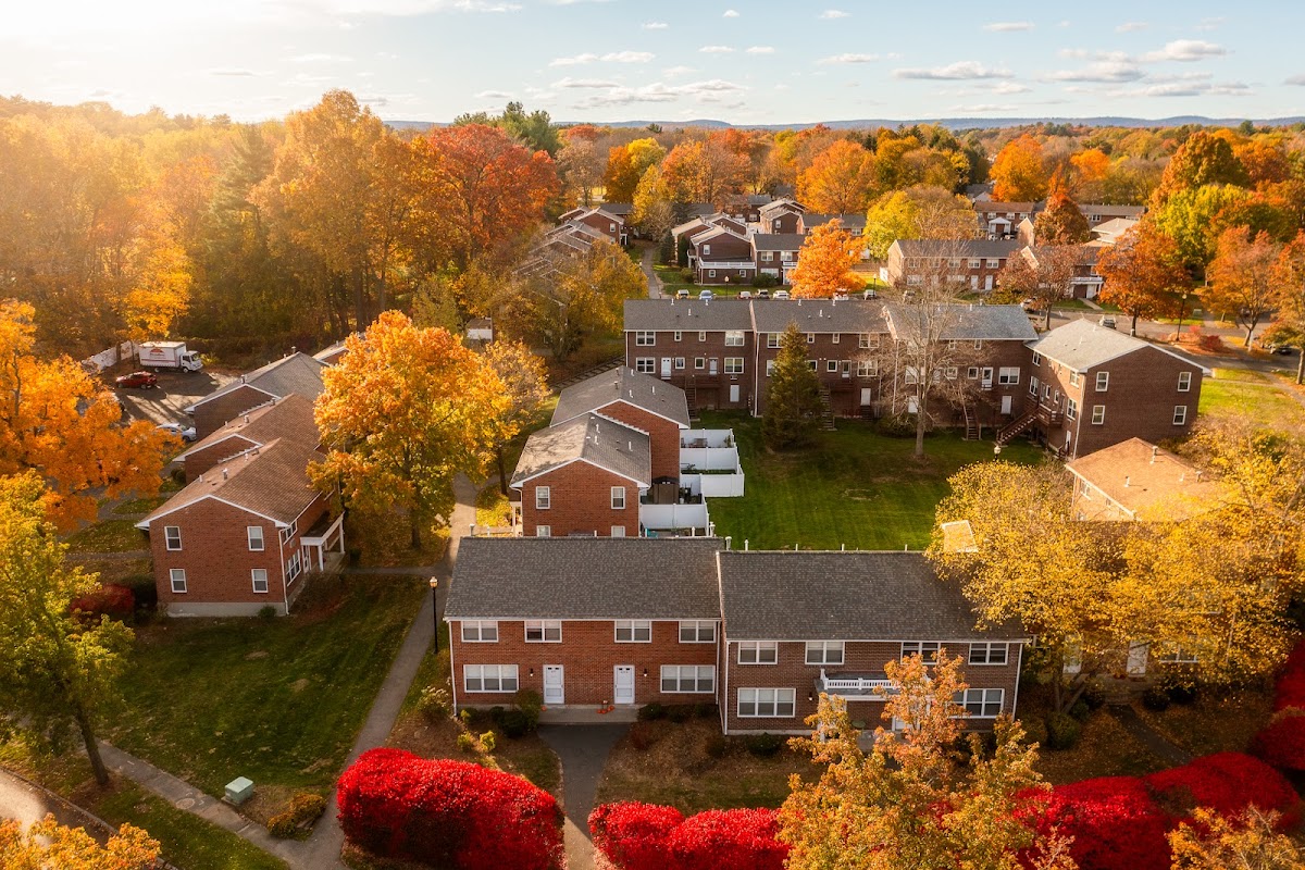 Hathaway Farms Townhomes apartments in Agawam, MA