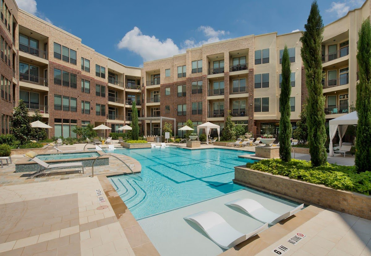 The Grand At LaCenterra Apartments apartments in Katy TX