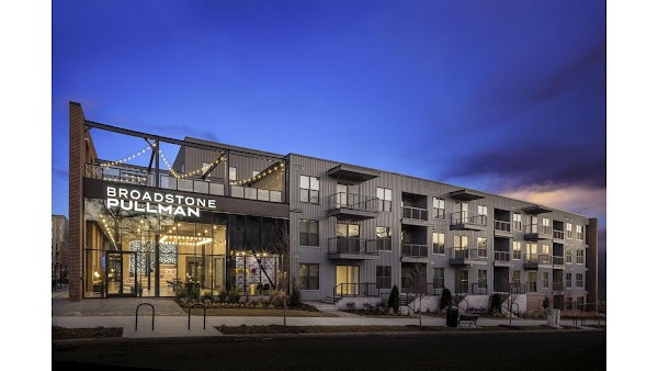 Broadstone Pullman apartments in Atlanta, GA
