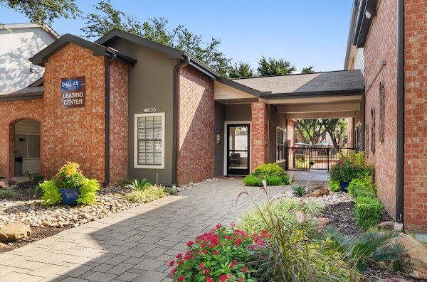 Dallas North Park Apartments apartments in Addison TX