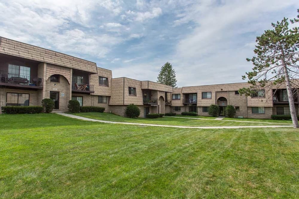 The Meadowbrook Apartments apartments in Albany, NY