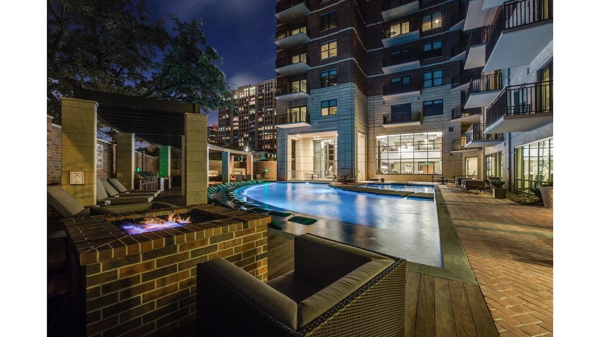 The Carter apartments in Houston TX