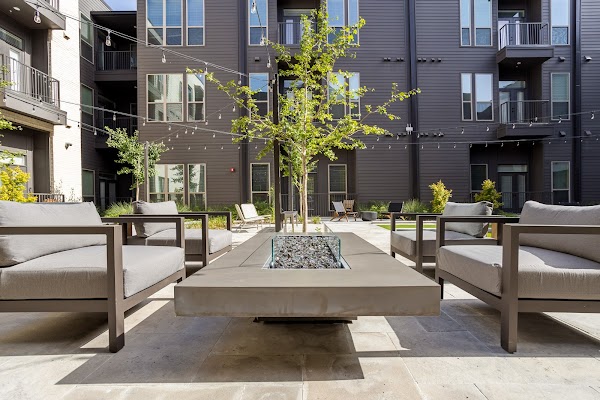 The Annabel apartments in Addison, TX