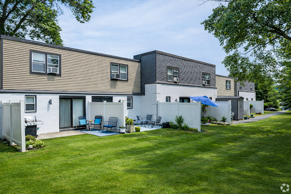 Meadow View Apartments apartments in Agawam, MA