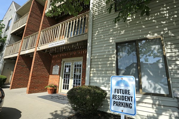 Limestone Square/Medical Villas Apartments apartments in Lexington KY
