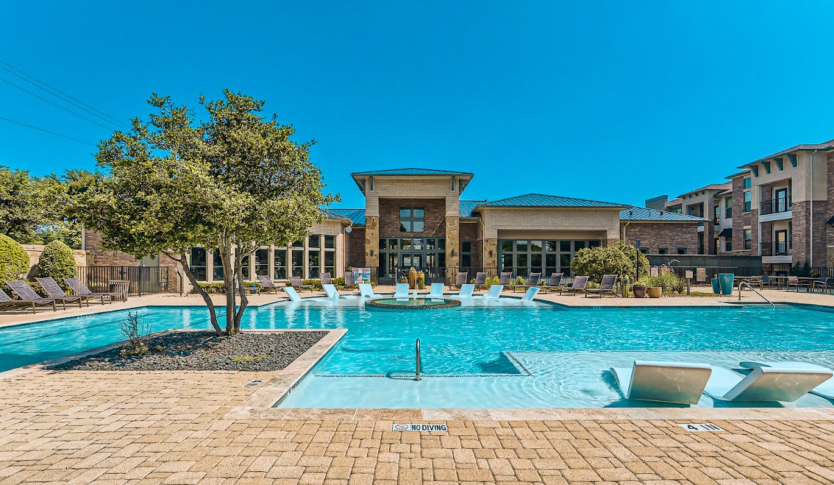 Discovery at Craig Ranch apartments in Addison, TX