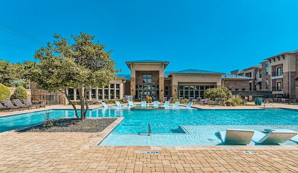 Discovery at Craig Ranch apartments in Addison, TX