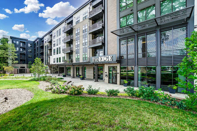 The Edge South End apartments in Charlotte NC