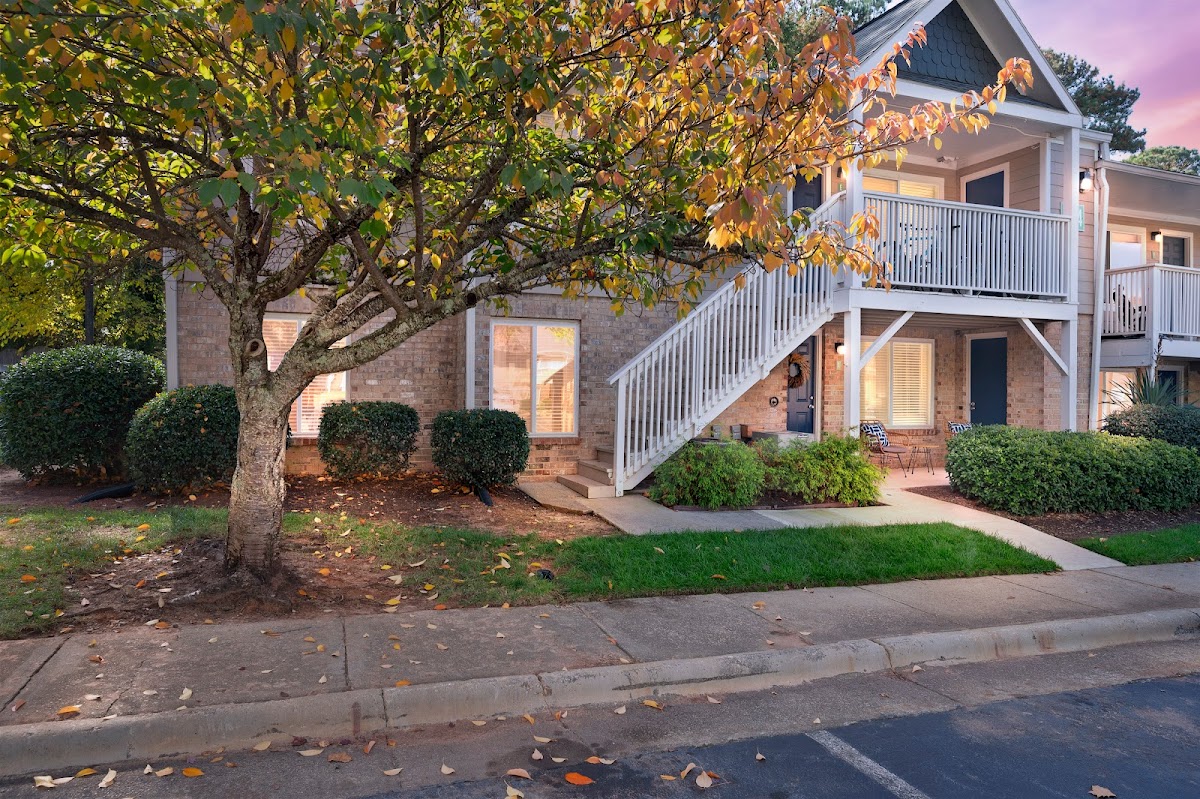 Cary Pines Apartments & Townhomes apartments in Cary NC