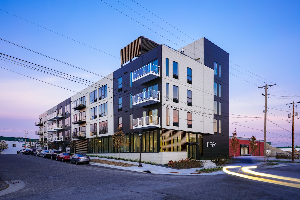 RAY apartments in ST Paul MN
