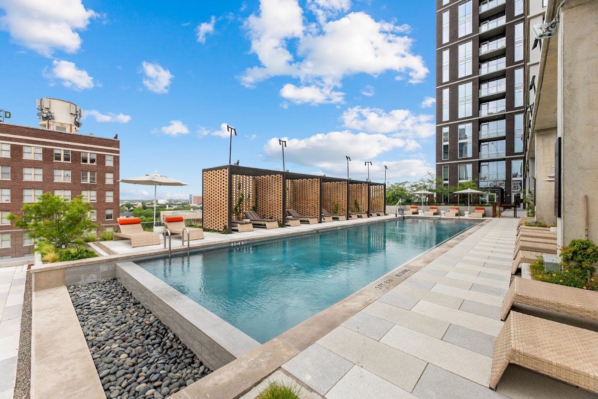 300 Main apartments in San Antonio TX