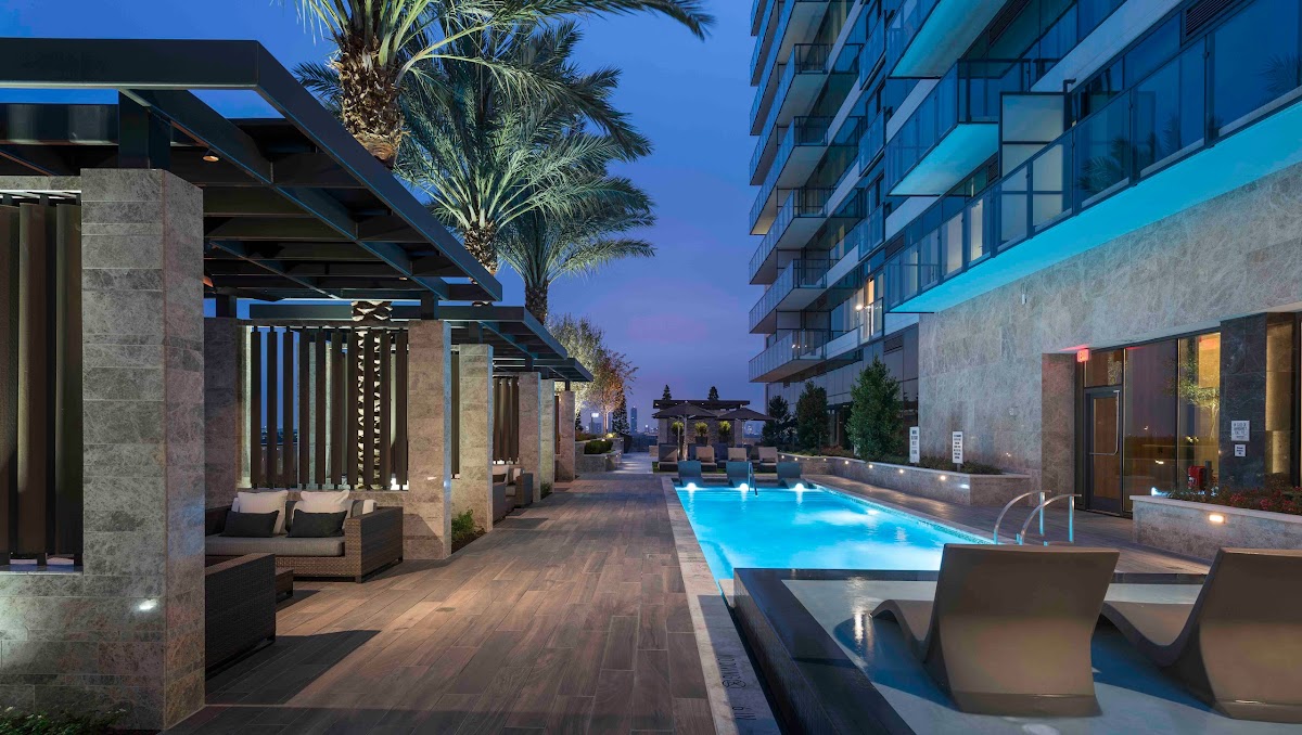 Hanover Montrose apartments in Houston TX