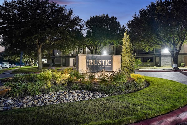 The Rustic of McKinney apartments in Addison, TX